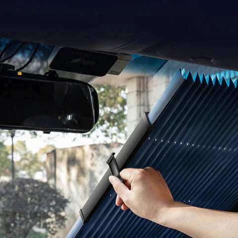 Protetor Solar Automotivo Retrátil com Proteção UV - SolarShield